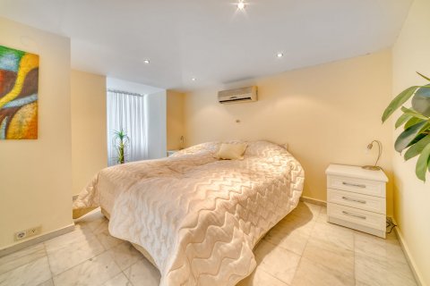 Penthouse for sale  in Cikcilli, Antalya, Turkey, 5 bedrooms, 250m2, No. 136436 – photo 17
