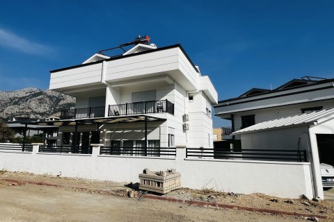 4+1 Villa  i Kemer, Antalya, Turkiet Nr. 215592