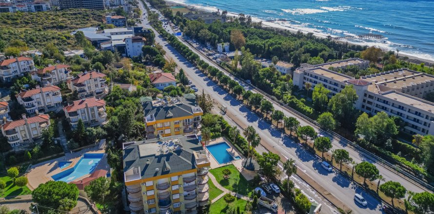 Квартира  2-х ком. в Аланье, Анталья, Турция №226518