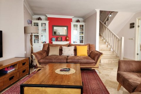 3+1 Villa  i Kusadasi, Aydin, Tyrkiet Nr. 136324 - 6