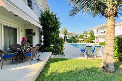 ویلا در  Kemer ، ترکیه 3 خوابه ، 130 متر مربع.  شماره 215660