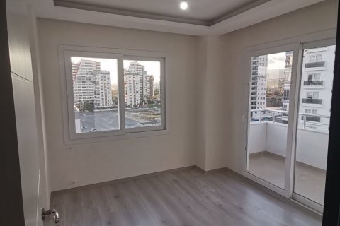 Apartment for sale in Mersin, Turkey, 3 bedrooms, 150m2, No. 137173 – photo 8