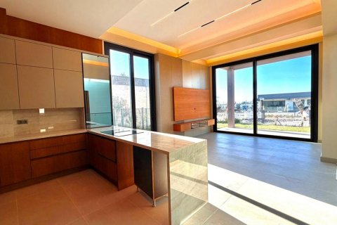 Продажа в Кушадасы, Айдыне, Турция, 200м2, №221639 – фото 24