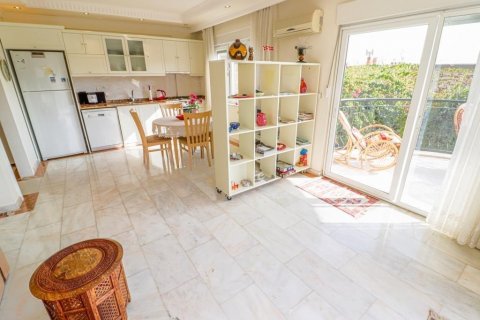 2+1 Lägenhet i Alanya, Antalya, Turkiet Nr. 96867 - 3