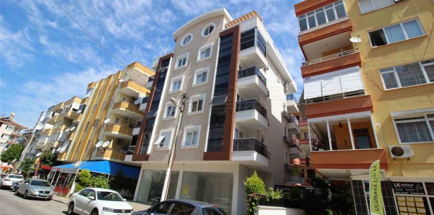 1+1 Apartment in Alanya, Antalya, Turkey No. 102153