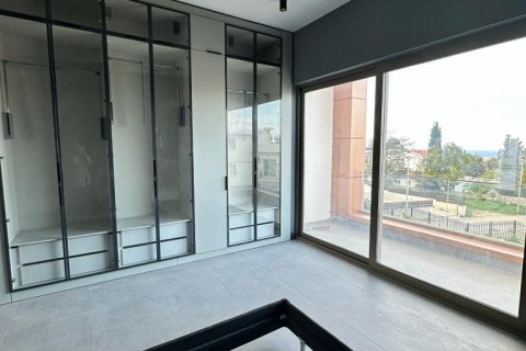 5b379855e0e942f88a1a56c00a10fe59.jpg