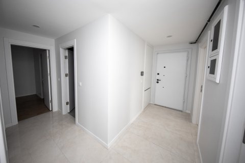 3+1 Lejlighed  i Beylikduezue, Istanbul, Tyrkiet Nr. 223144 - 3