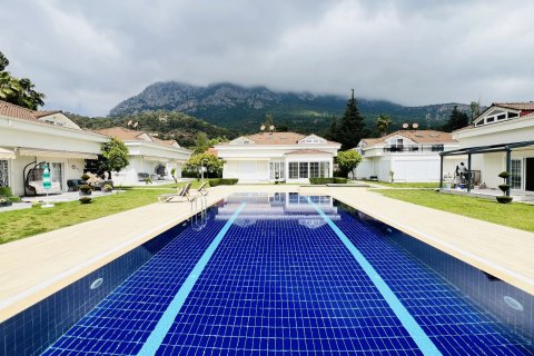 2+1 Villa  i Kemer, Antalya, Tyrkia Nr. 225518 - 2
