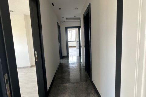 3+1 Wohnung in Mersin, Türkei Nr. 133742 - 9