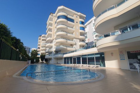 2+1 Apartment in Avsallar, Antalya, Turkey No. 140693