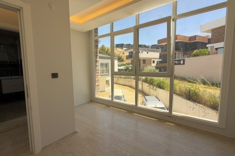  در  Kusadasi ، ترکیه 140 متر مربع.  شماره 228662 - 16