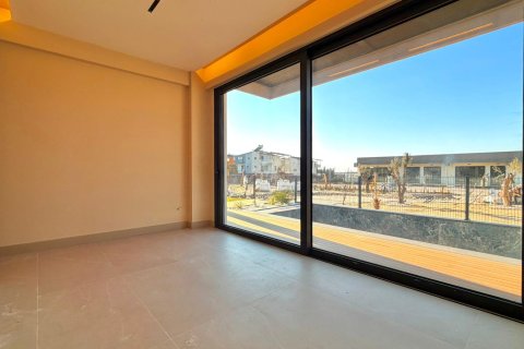 Продажа в Кушадасы, Айдыне, Турция, 200м2, №221639 – фото 20