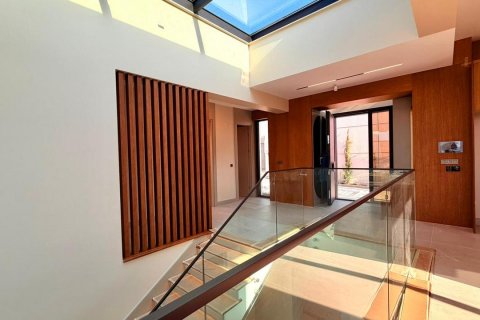 Продажа в Кушадасы, Айдыне, Турция, 200м2, №221639 – фото 21