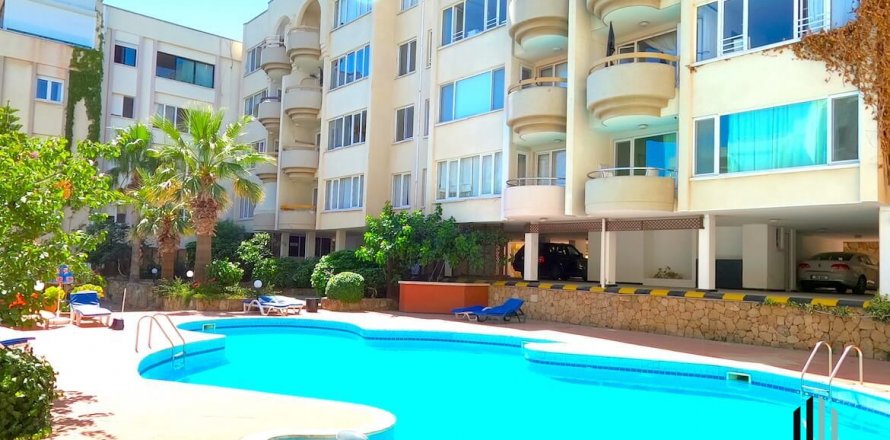 2+1 Leilighet  i Karsiyaka, Girne,  Nr. 87621