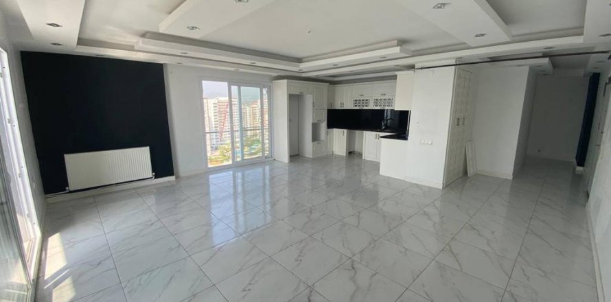 3+1 Lägenhet i Mersin, Turkiet Nr. 136649