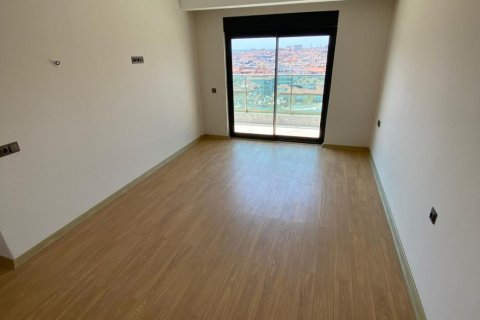 پنت هاس در  Alanya ، ترکیه 3 خوابه ، 165 متر مربع.  شماره 136539 - 12