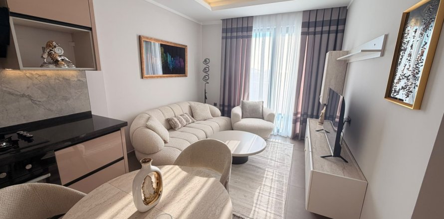 Daire 1+1 Mahmutlar, Antalya, Türkiye №237934