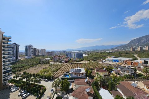 1+1 Apartment  in Mahmutlar, Antalya, Turkey No. 238025