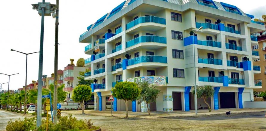 2+1 Lägenhet i Oba, Antalya, Turkiet Nr. 102949