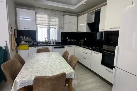 2+1 Leilighet  i Mersin, Tyrkia Nr. 140029 - 4