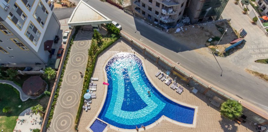 1+1 Leilighet  i Mahmutlar, Antalya, Tyrkia Nr. 212175