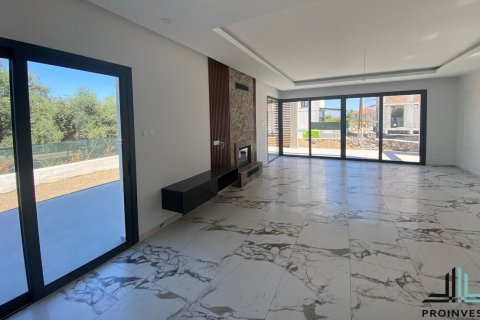3+1 Villa  in Catalkoy, Girne,  Nr. 90553 - 8