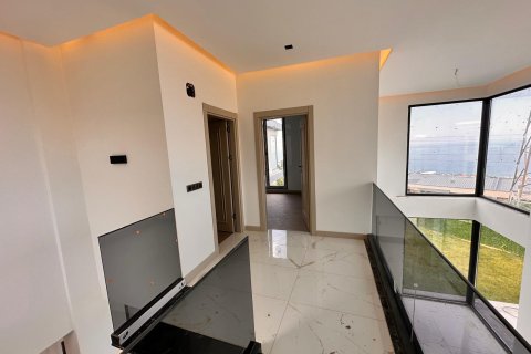 3+1 Villa in Trabzon, Türkei Nr. 228879 - 12