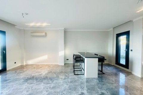 Продажа квартиры в Кушадасы, Айдыне, Турция 2+1, 120м2, №215541 – фото 11