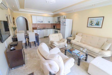 2+1 Lägenhet i Oba, Antalya, Turkiet Nr. 134554 - 2