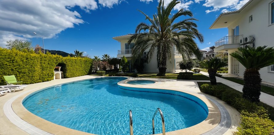 2+1 Apartment  in Kemer, Antalya, Turkey No. 216331