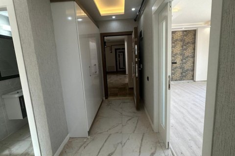 آپارتمان در  Mersin ، ترکیه 3 خوابه ، 130 متر مربع.  شماره 136465 - 13