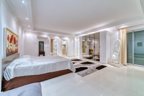 4+1 Villa  i Alanya, Antalya, Turkiet Nr. 108014 - 15