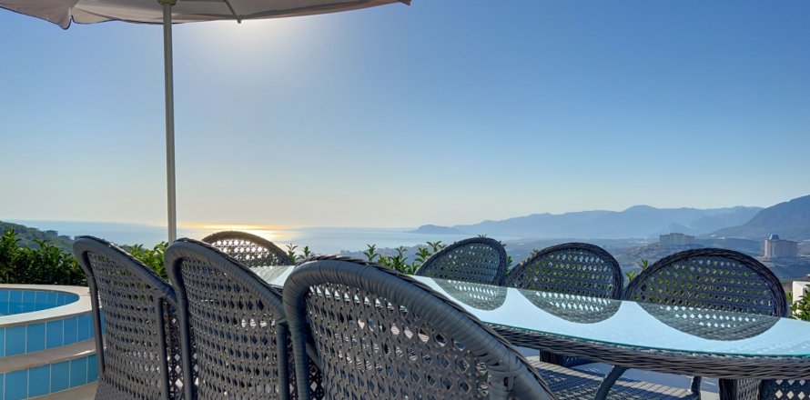 4+1 Villa  i Kargicak, Alanya, Antalya, Tyrkia Nr. 97993