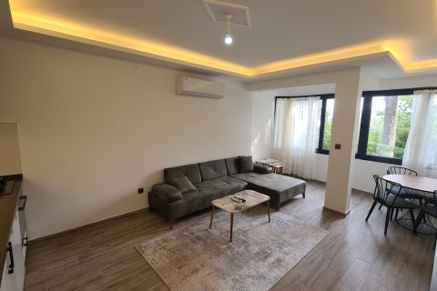 2+1 Wohnung  in Kusadasi, Aydin, Türkei Nr. 102736 - 8