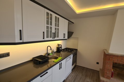 2+1 Wohnung  in Kusadasi, Aydin, Türkei Nr. 102736 - 9