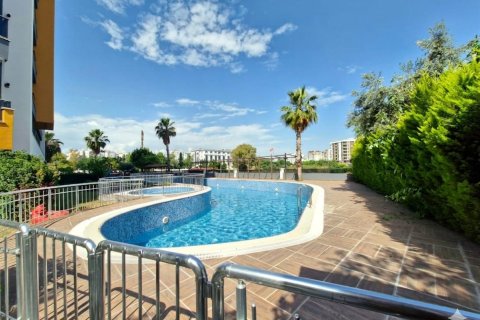 Daire  3+1  Konyaaltı, Antalya, Türkiye №225849