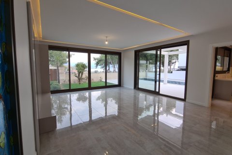 Villa for sale in Kusadasi, Aydin, Turkey, 4 bedrooms, 200m2, No. 136432 – photo 18