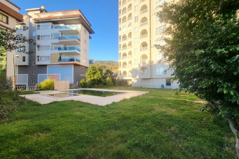 2+1 Apartment  in Cikcilli, Antalya, Turkey No. 97098