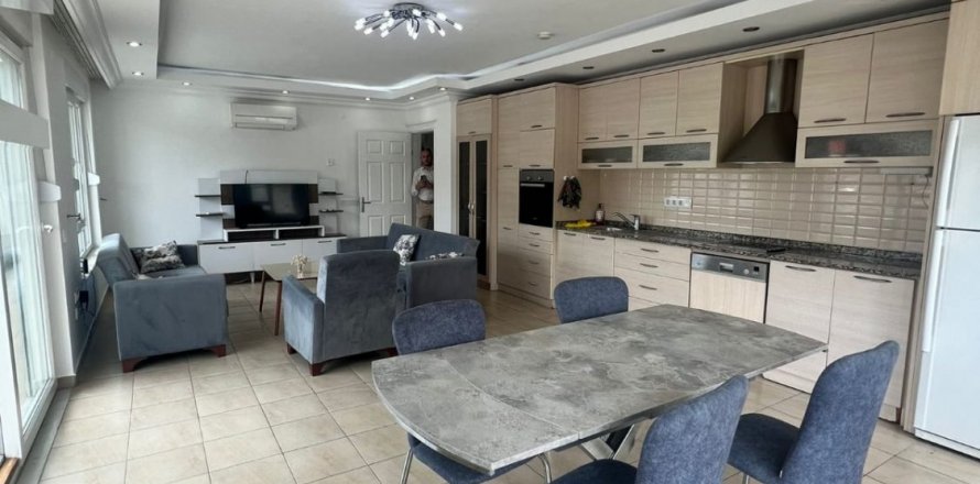 3+1 Apartment in Alanya, Antalya, Turkey No. 136821