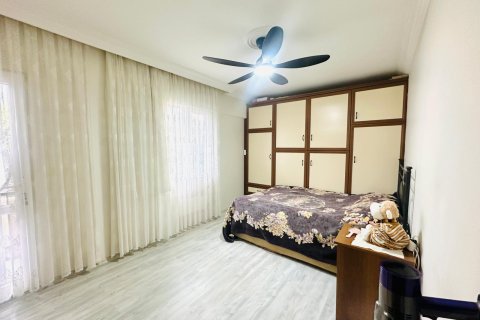 3+1 Lägenhet  i Kusadasi, Aydin, Turkiet Nr. 215749 - 4