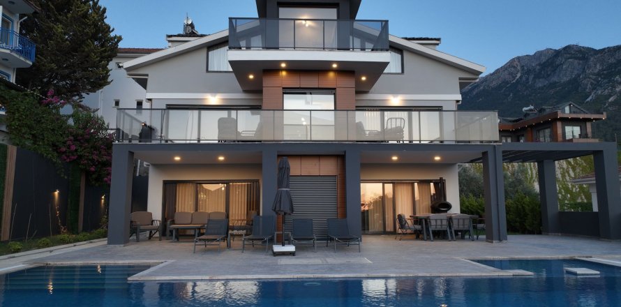 4+1 Villa i Oludeniz, Mugla, Tyrkia Nr. 213286