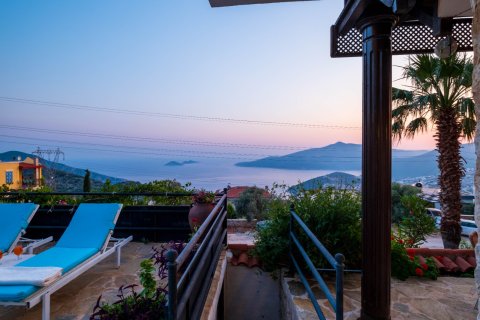 2+1 Villa in Kalkan, Antalya, Türkei Nr. 215475 - 26