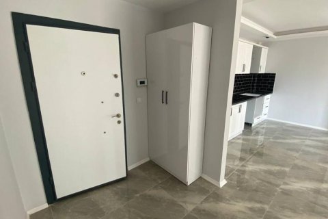 1+1 Wohnung in Mersin, Türkei Nr. 136833 - 8