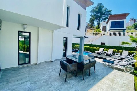 4+1 Villa in Kusadasi, Aydin, Türkei Nr. 107780 - 6