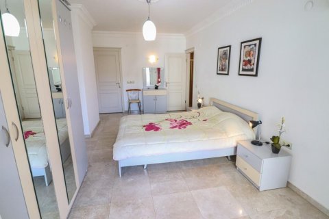 2+1 Lägenhet i Oba, Antalya, Turkiet Nr. 134554 - 8