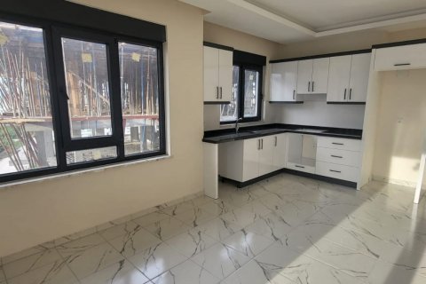 3+1 Takvåning  i Mahmutlar, Antalya, Turkiet Nr. 102853 - 3