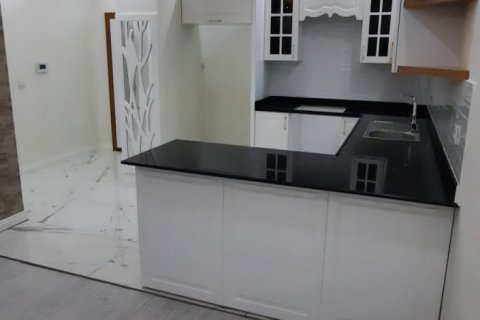 1+1 Wohnung  in Mersin, Türkei Nr. 139349 - 6