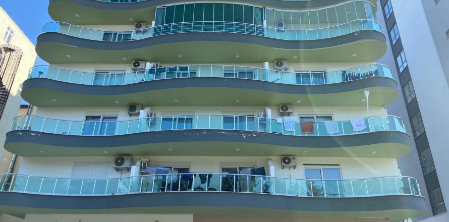 2+1 Lägenhet i Mahmutlar, Antalya, Turkiet Nr. 107599