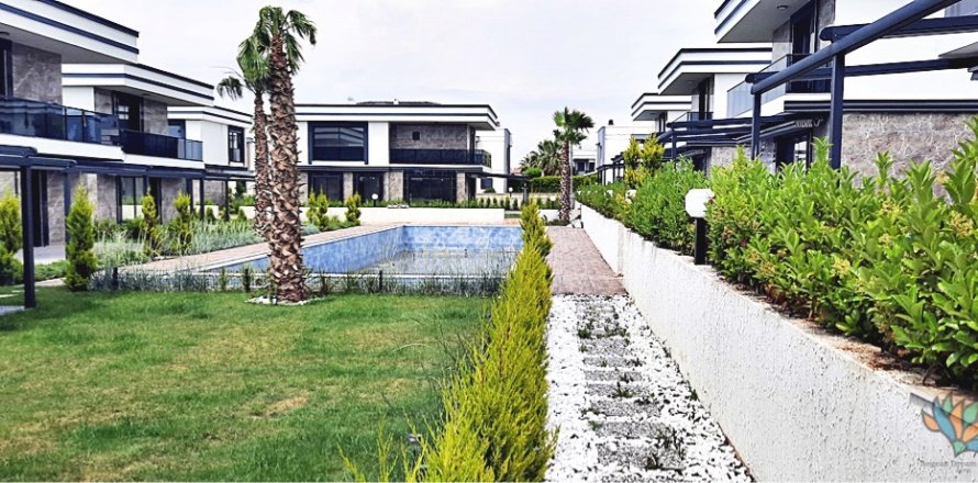 4+1 Villa  i Kusadasi, Aydin, Tyrkiet Nr. 134288