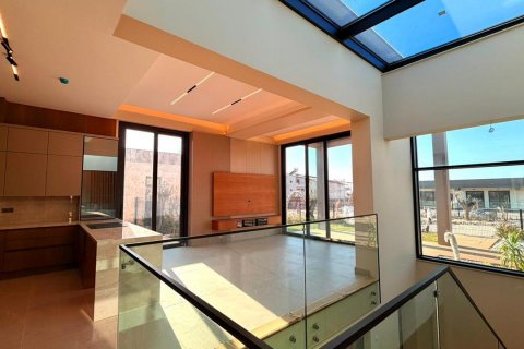 Продажа в Кушадасы, Айдыне, Турция, 200м2, №221639 – фото 5
